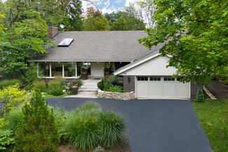 189 Oak Knoll Terrace, Highland Park, IL 60035