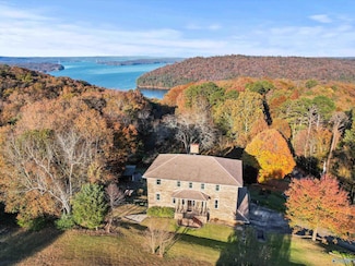 55 Mountain Laurel Ln, Guntersville, AL 35976