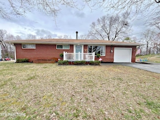 606 Skyline View Ln, Harriman, TN 37748