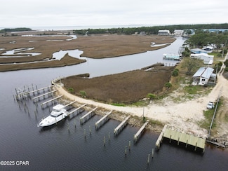 1506 W 98 Hwy, Carrabelle, FL 32322