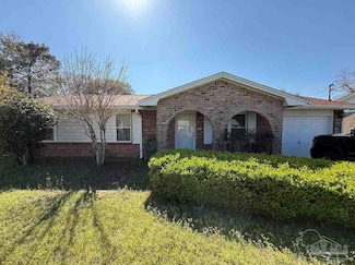 6143 Forest Pines Dr, Pensacola, FL 32526