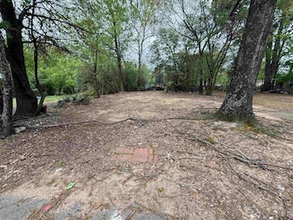 604 Idylwood Dr, Longview, TX 75602