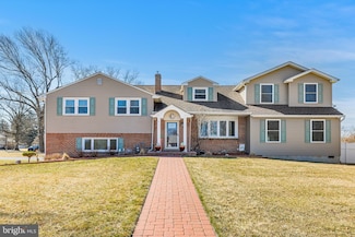 1202 Ardway Rd, Blue Bell, PA 19422