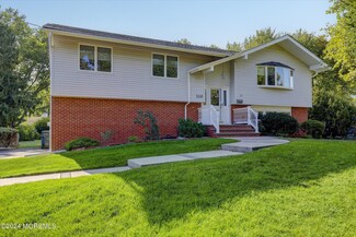 110 Lancaster Rd, Freehold, NJ 07728