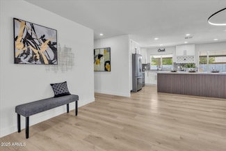 13215 N 30th Place, Phoenix, AZ 85032