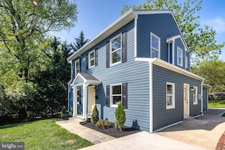 2836 Cameron Rd, Falls Church, VA 22042