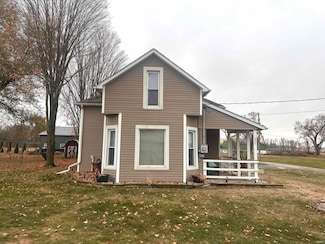 207 Grant St, Royal Center, IN 46978