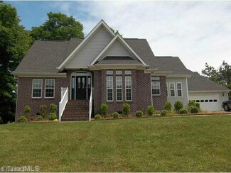 175 Lower Brook Ct, Clemmons, NC 27012