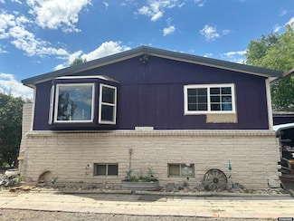 41 Sage Dr, Riverton, WY 82501