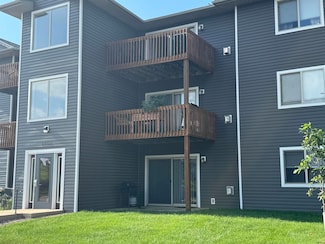 4701 #3 Chadwick Rd, Cedar Falls, IA 50613