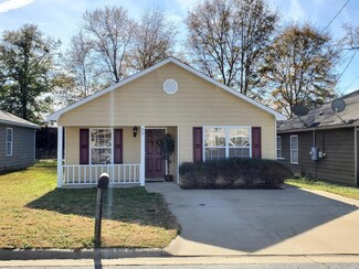 56 Ryan Loop, Phenix City, AL 36869