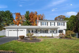 19 Willis Dr, Cumberland, RI 02864