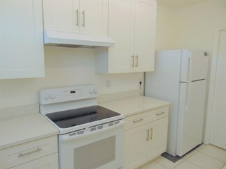 2400 SW 22nd Ave Unit 512, Delray Beach, FL 33445