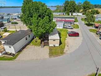 265 S Meachem Rd Unit 24, Port Clinton, OH 43452