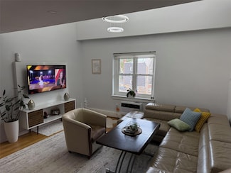400 Mount Pleasant Ave Unit 3C, Mamaroneck, NY 10543