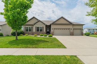 2709 Piney Run, Bloomington, IL 61705