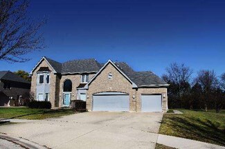 370 Blue Ash Dr, Buffalo Grove, IL 60089