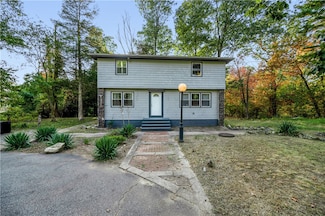 12 Leddy Rd, Cumberland, RI 02864