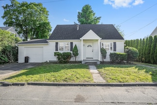 24 South Ave, Danbury, CT 06810
