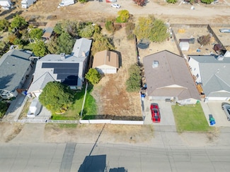 2621 Valley Dr, Atwater, CA 95301