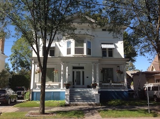 117 Circular St Unit 3, Saratoga Springs, NY 12866