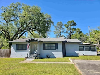 2612 W Tharpe St, Tallahassee, FL 32303
