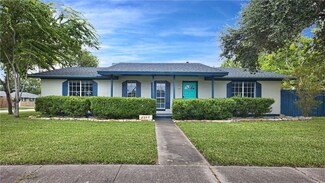2020 Matagorda Dr, Portland, TX 78374