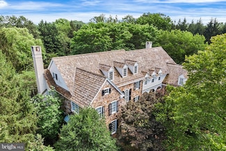 1278 Farm Rd, Berwyn, PA 19312