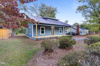 2009 Lee Ave, Sanford, NC 27330