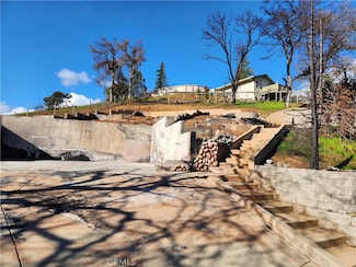 1290 Boggs Ln, Lakeport, CA 95453
