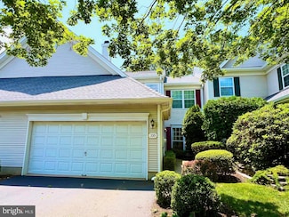 355 Watkins Rd, Pennington, NJ 08534