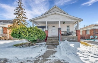 7534 Fisher Ave, Warren, MI 48091
