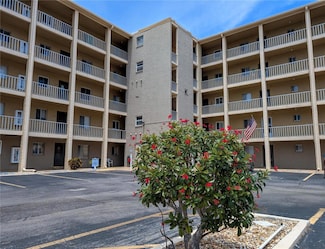 3744 Lake Bayshore Dr Unit K503, Bradenton, FL 34205