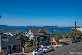 4226 Beach Dr SW Unit 303, Seattle, WA 98116