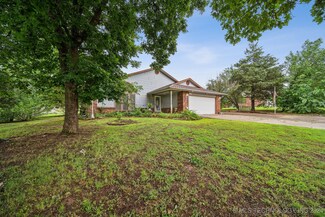 15539 S 296th Ave E, Coweta, OK 74429