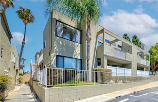 17722 Sergio Cir Unit 203, Huntington Beach, CA 92647