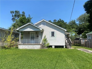 611 Macarthur Ave, Harvey, LA 70058