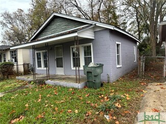 1417 New Castle St, Savannah, GA 31415