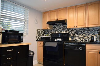 8351 Sands Point Blvd Unit 209, Tamarac, FL 33321