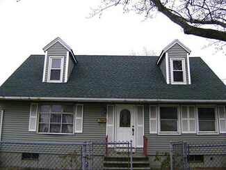 221 Prairie Ave, Providence, RI 02905