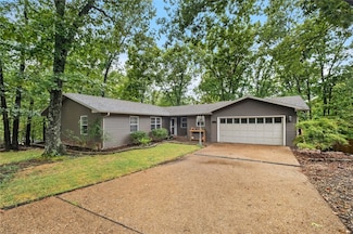 32 Wigtown Ln, Bella Vista, AR 72715