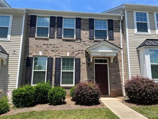 6510 Hasley Woods Dr, Huntersville, NC 28078