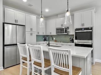 953 Dusk Dr, Summerville, SC 29486