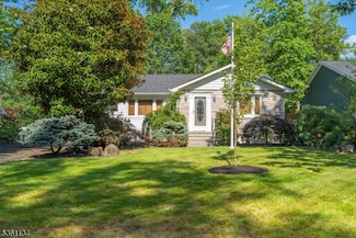 224 Princeton Ave, Berkeley Heights, NJ 07922