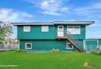 1513 Summit View St, Anchorage, AK 99504