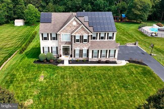 16 Maple Glen Ct, Swedesboro, NJ 08085