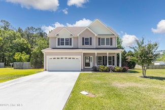 506 Newhan Ct, Hubert, NC 28539