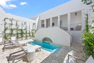 22 N Sea Garden St Unit Z18, Alys Beach, FL 32461