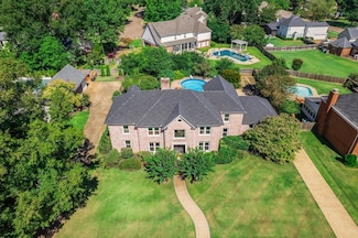 9464 Doe Meadow Dr, Germantown, TN 38139