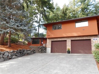 1542 Woodside Ct, Fircrest, WA 98466